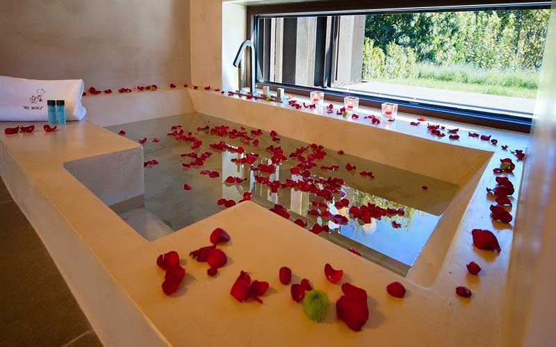 Hotel con ba&ntilde;era en la habitaci&oacute;n​ y vistas