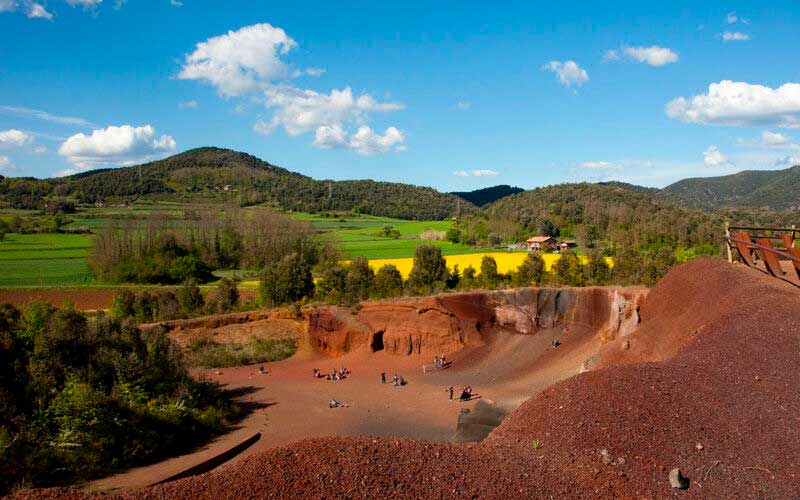 Qué ver y hacer en la Garrotxa: volcán Santa Margarida y Croscat