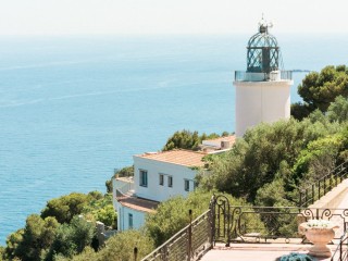 El Far Hotel Restaurant